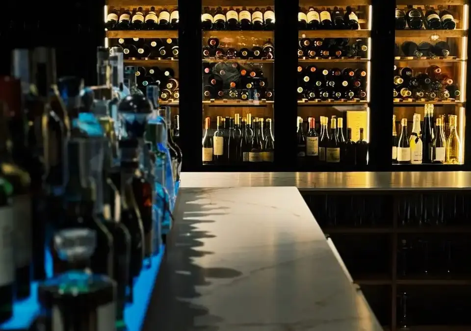 Errores comunes al integrar una vinoteca en un proyecto de interiorismo